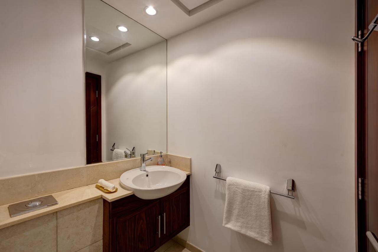 Durrani Homes - Luxe Living With Burj Khalifa And Fountain View - Third Room Without Partition Dubai Eksteriør bilde